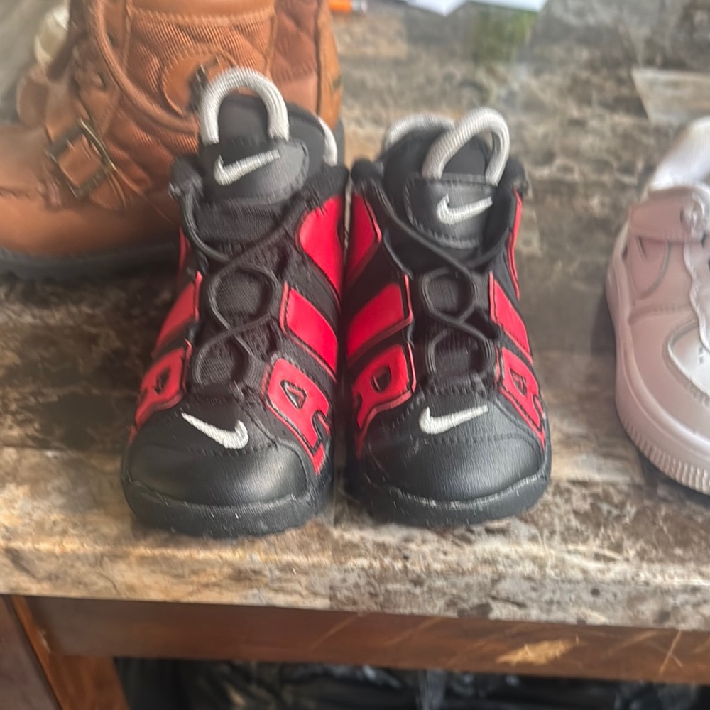 Nike Kids Black and Red Sneakers